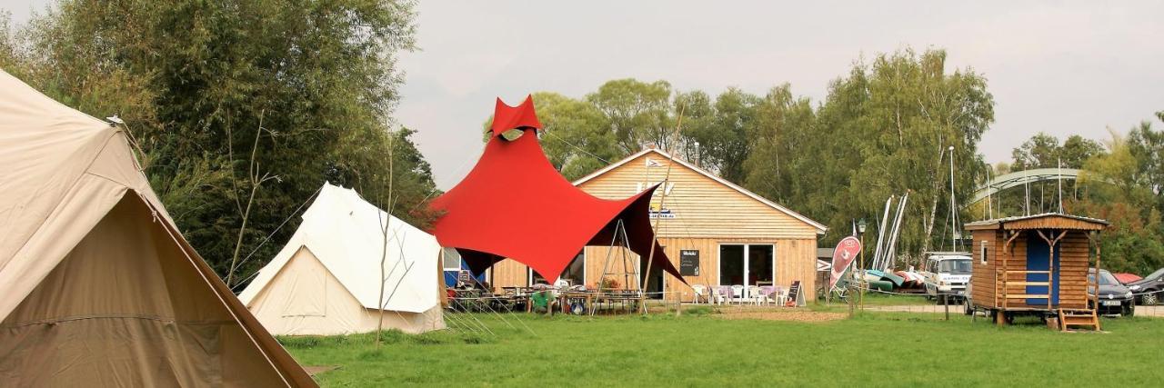 Wakenitz-Camp Hotell Groß Sarau Exteriör bild