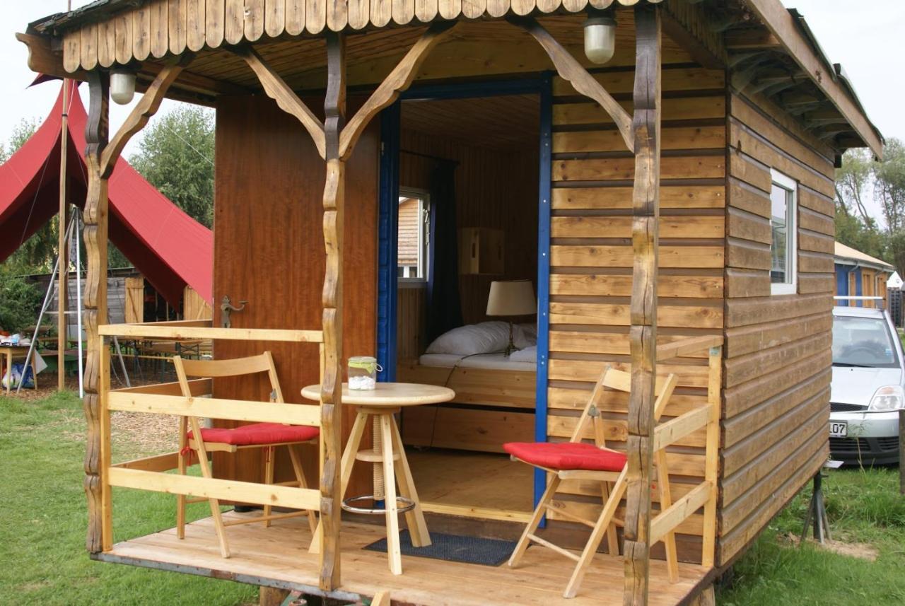 Wakenitz-Camp Hotell Groß Sarau Exteriör bild